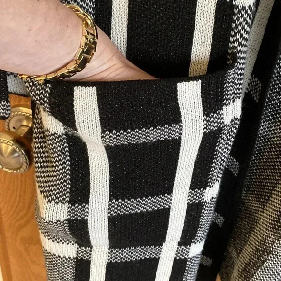 AGB Womens Black Plaid Long Sleeve Open Front Cardigan Sweater Size 2X - Picture 4 of 7